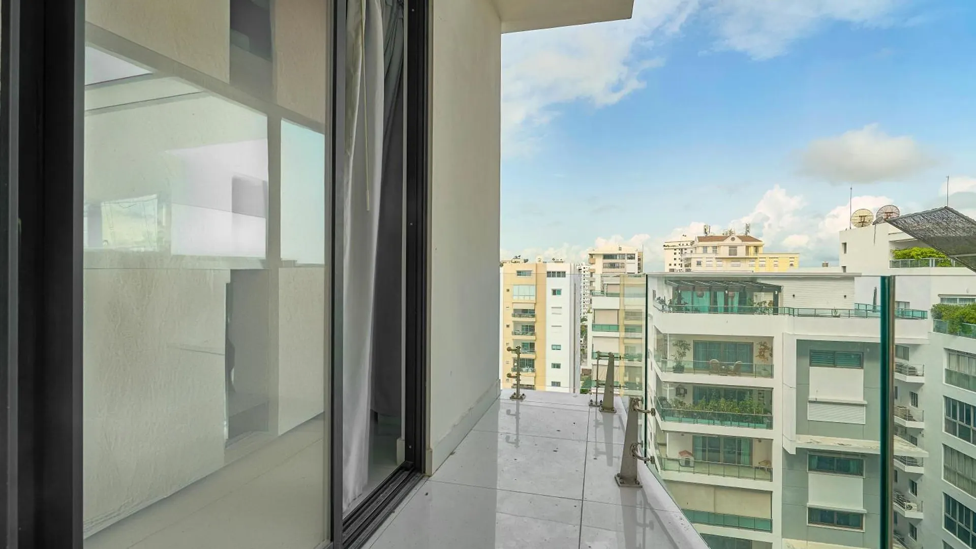 Monaco Residences Piantini Santo Domingo